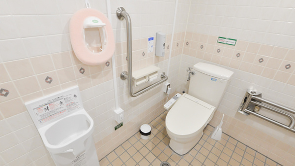 スギ薬局　桂五条店のお手洗い