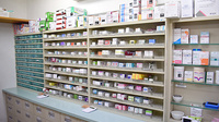 やまもと薬局　新ひだか店の薬棚