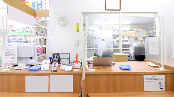 調剤薬局ツルハドラッグ藤沢菖蒲沢店の受付/カウンター