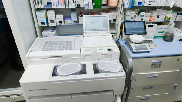Ｖ・ｄｒｕｇ浜松入野薬局の調剤器具