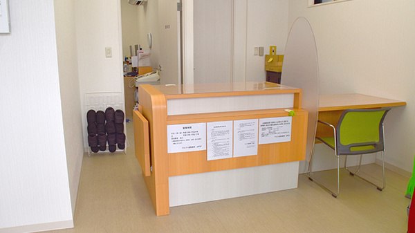 アルファ調剤薬局 元町店の受付/カウンター