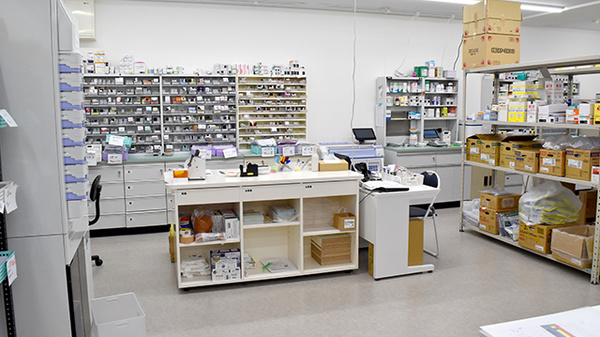 アルファ調剤薬局 元町店の調剤室