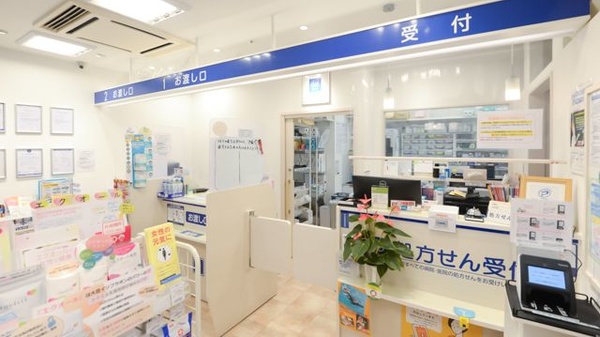 クオール薬局 ティアラ熊谷店の受付/カウンター