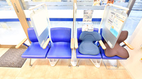 クオール薬局 京急蒲田駅前店の待合スペース