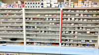 さくらの木薬局の薬棚