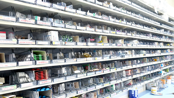 ワタナベ薬局　豊陽店の薬棚