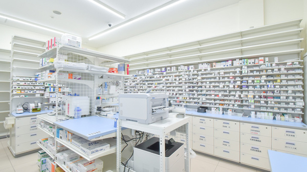 ウェルネス薬局古志原店の調剤室