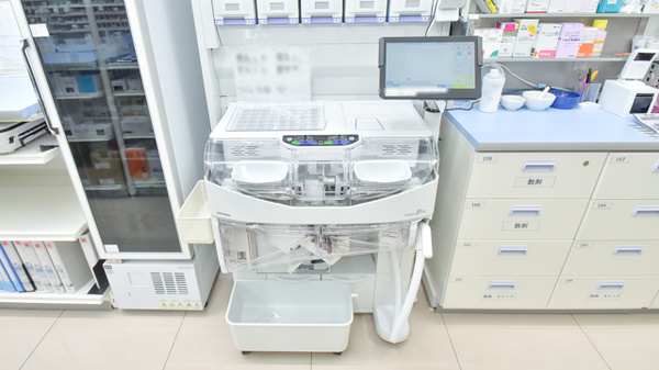 ウェルネス薬局古志原店の調剤器具