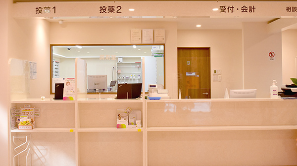 ふれあい薬局　野田阪神店の受付/カウンター