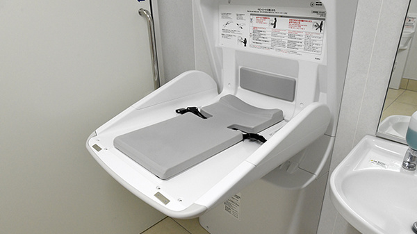 スギ薬局　浜松北店のキッズ用設備