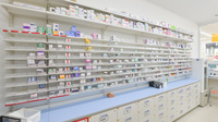 スギ薬局　小牧新町店の薬棚