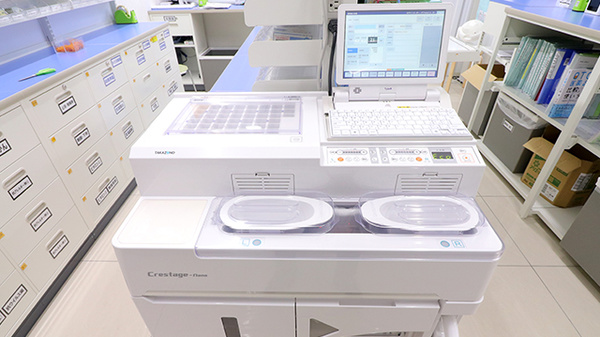 スギ薬局　南行徳店の調剤器具