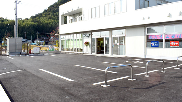 ココカラファイン薬局大田市立病院店の駐車場
