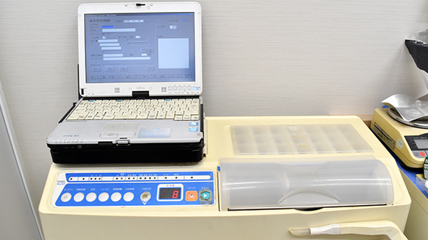 岡崎薬局２の調剤器具
