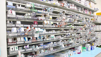 アカカベ薬局　新高店の薬棚