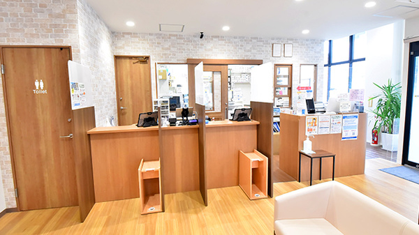 サエラ薬局 なかとみ店の受付/カウンター