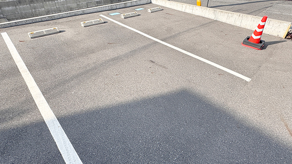フタミ薬局五月店の駐車場