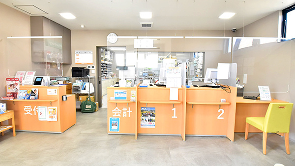 大賀薬局 小戸店の受付/カウンター