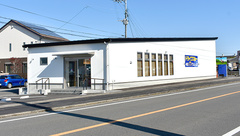 早鈴マリンバ薬局の外観