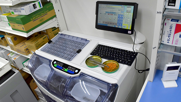 調剤薬局ツルハドラッグ忠和店の調剤器具