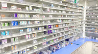 調剤薬局ツルハドラッグ甲府徳行店の薬棚