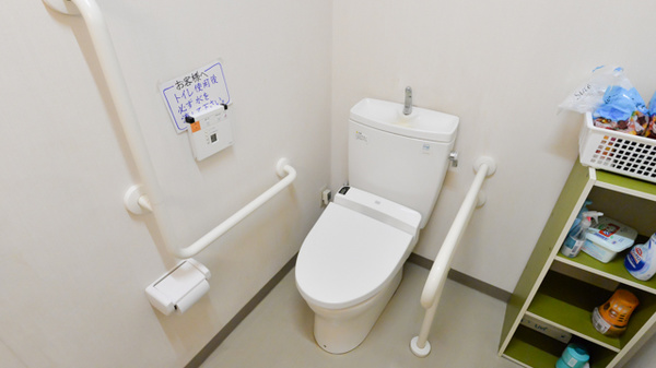 ユタカ薬局市場のお手洗い
