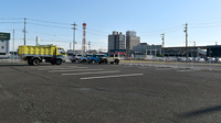 ルナ羽島薬局の駐車場