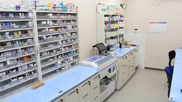 くれよん薬局 岸和田店の調剤室