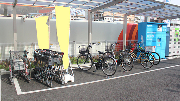 アカカベ薬局　東淀川菅原店の駐輪場