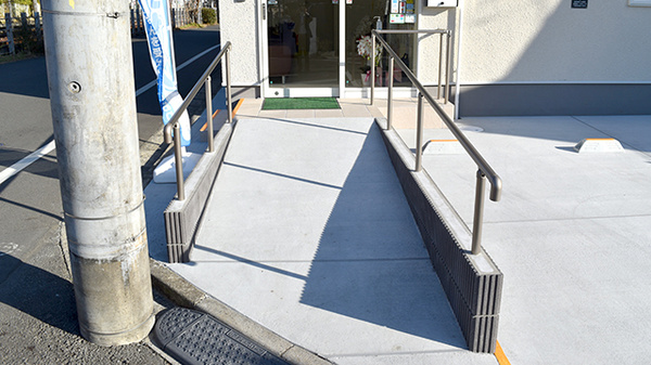 くすりのダイイチ薬局　東伏見稲荷店のバリアフリー設備