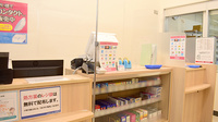 コスモス調剤薬局　玉島爪崎店の受付/カウンター
