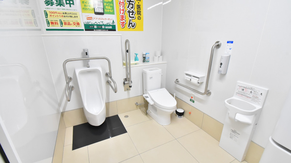スギ薬局 鞍月店のお手洗い