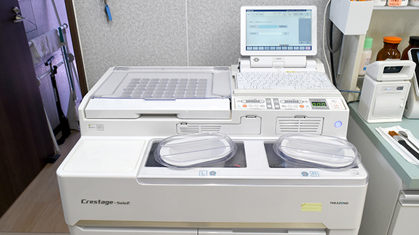 にじいろ薬局の調剤器具