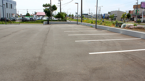 むつみ薬局 光和店の駐車場