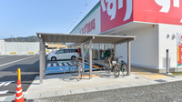 スギ薬局 舞鶴病院前店の駐輪場