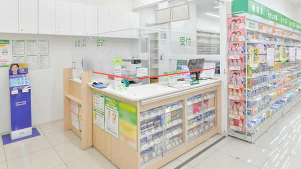 スギ薬局 京橋駅西店の受付/カウンター