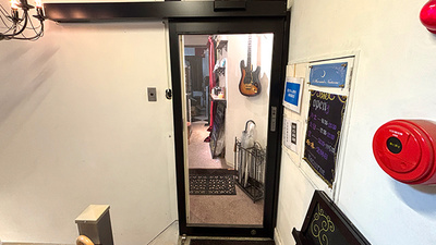 La　Pharmacie “Nocturne”