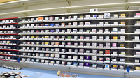 コスモス調剤薬局　秋川店の薬棚