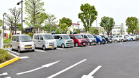 コスモス調剤薬局　秋川店の駐車場