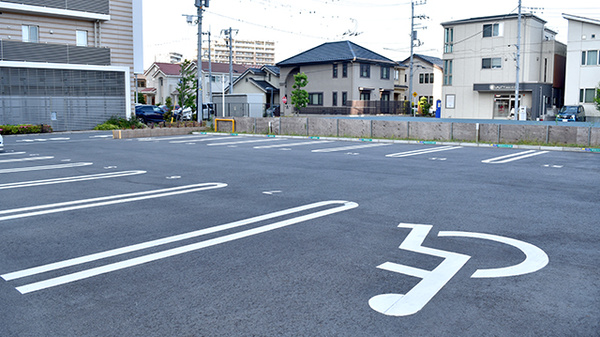 オリーブ薬局 柏の葉キャンパス店の駐車場