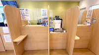 はなぞの薬局の受付/カウンター