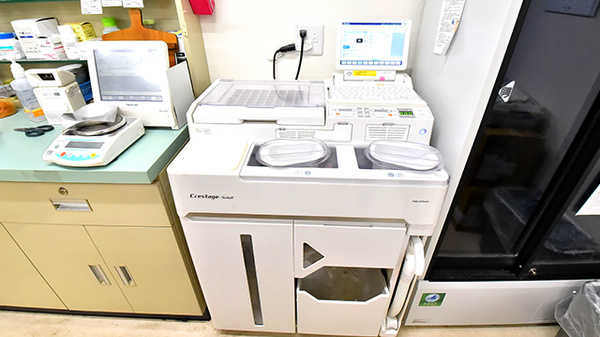 大阪みなみ薬局2号店の調剤器具