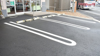 よつば薬局太宰府高雄店の駐車場