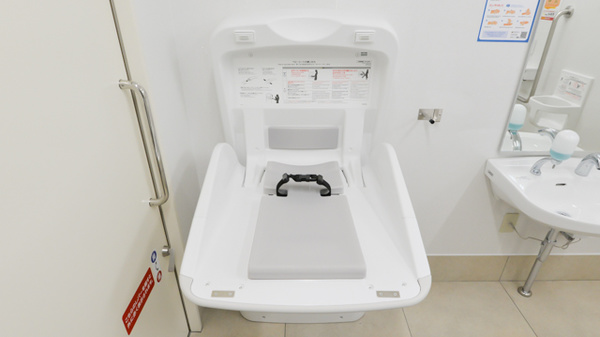 スギ薬局　高槻真上店のキッズ用設備