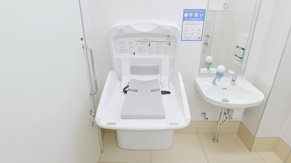 スギ薬局　前山店のキッズ用設備