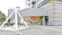 スギ薬局　新大阪東店の外観