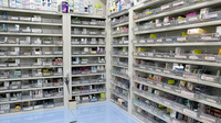 パル薬局新堀店の薬棚