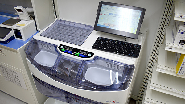 調剤薬局ツルハドラッグ東札幌店の調剤器具