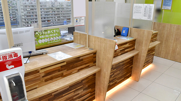 ツルハドラッグ千歳高台店の受付/カウンター