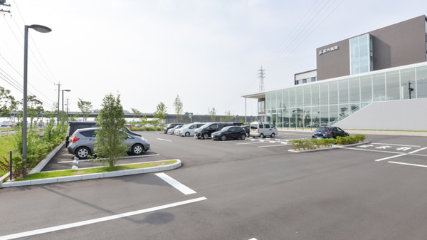 たんぽぽ薬局　武内病院店の駐車場